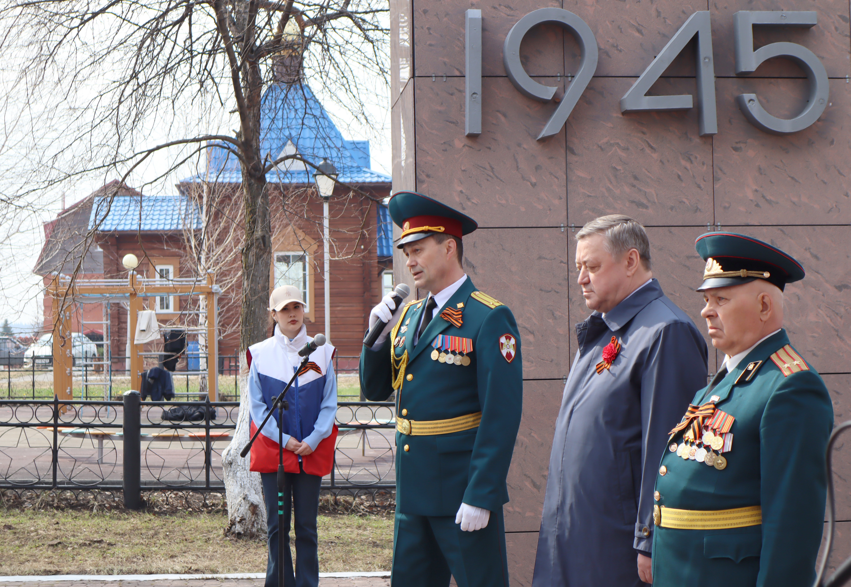 Торжественное возложение цветов в честь Дня Победы | 05.05.2023 | Северск -  БезФормата