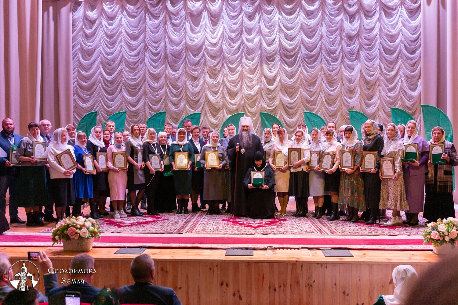 Заслуженная награда – знак «Серафимовский наставник» - была вручена сотруднику СибФНКЦ в Нижегородской области