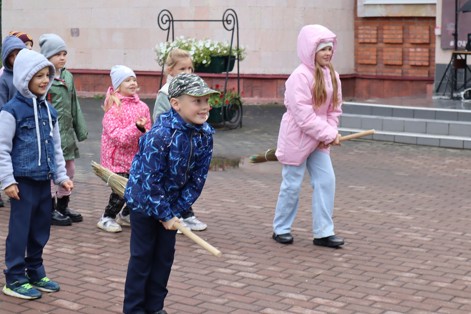 Праздник для первоклассников «Здравствуй, школа!»